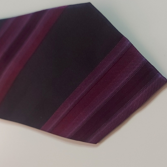 Tie set - Picture 2 of 5